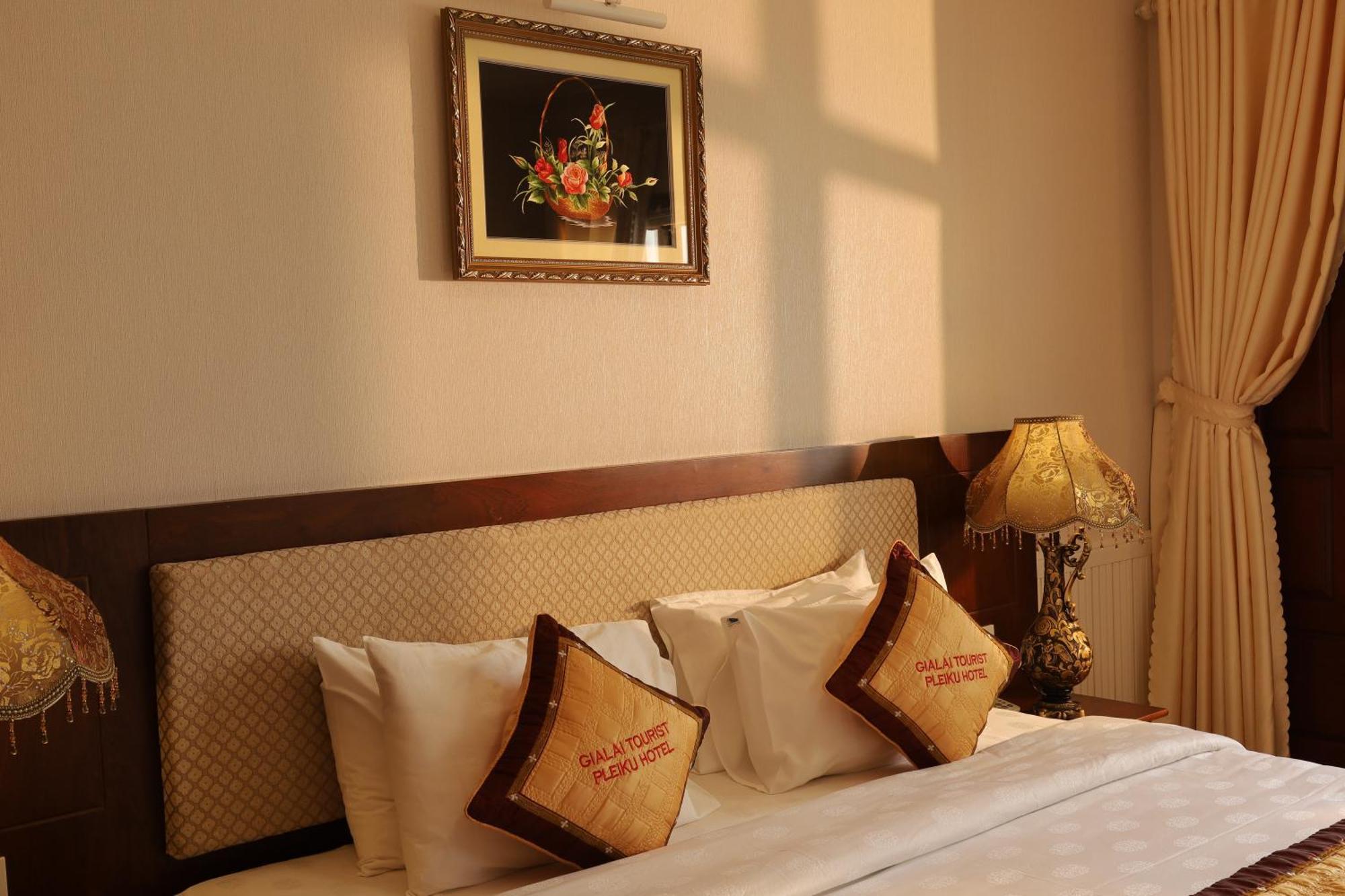 Pleiku Hotel By Gia Lai Tourist Extérieur photo