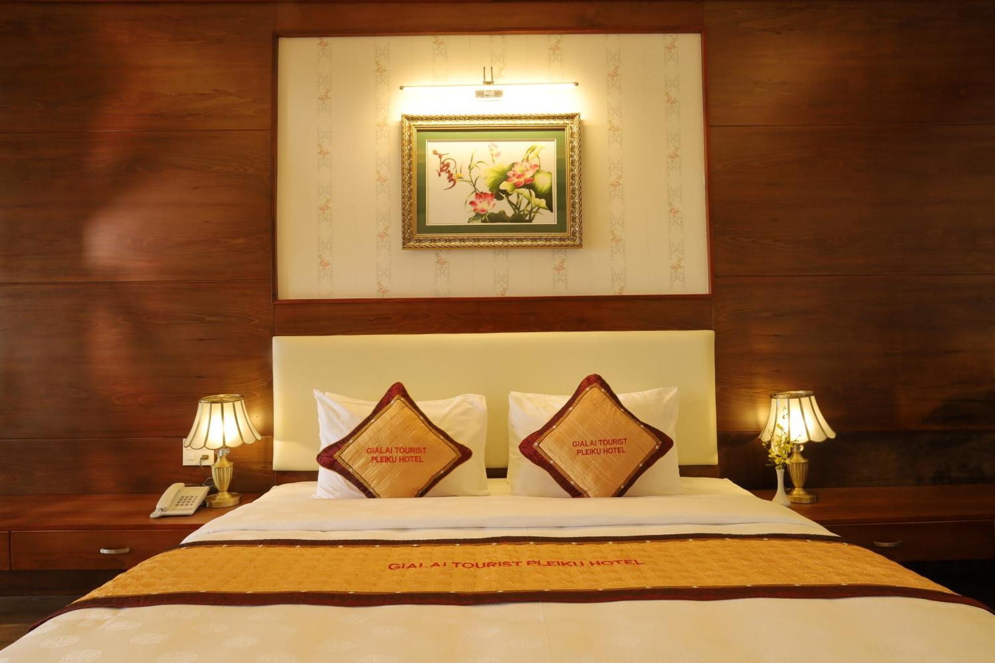Pleiku Hotel By Gia Lai Tourist Extérieur photo