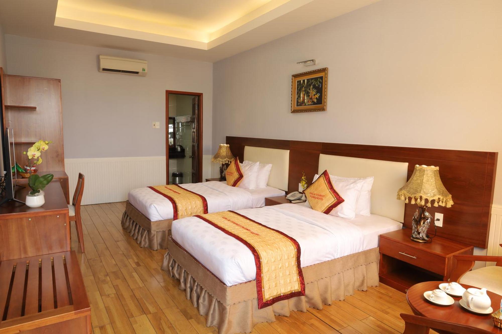 Pleiku Hotel By Gia Lai Tourist Extérieur photo