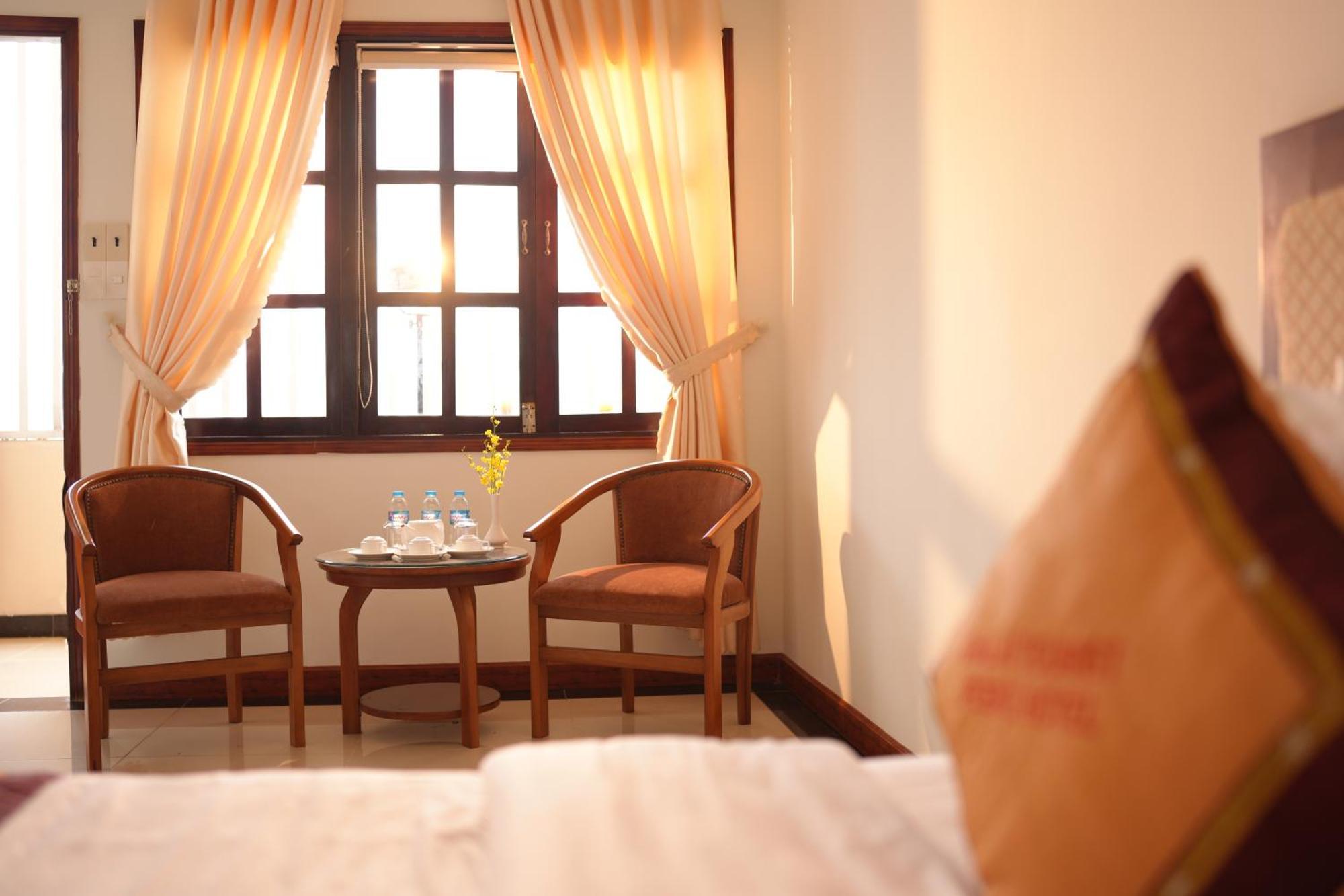 Pleiku Hotel By Gia Lai Tourist Extérieur photo