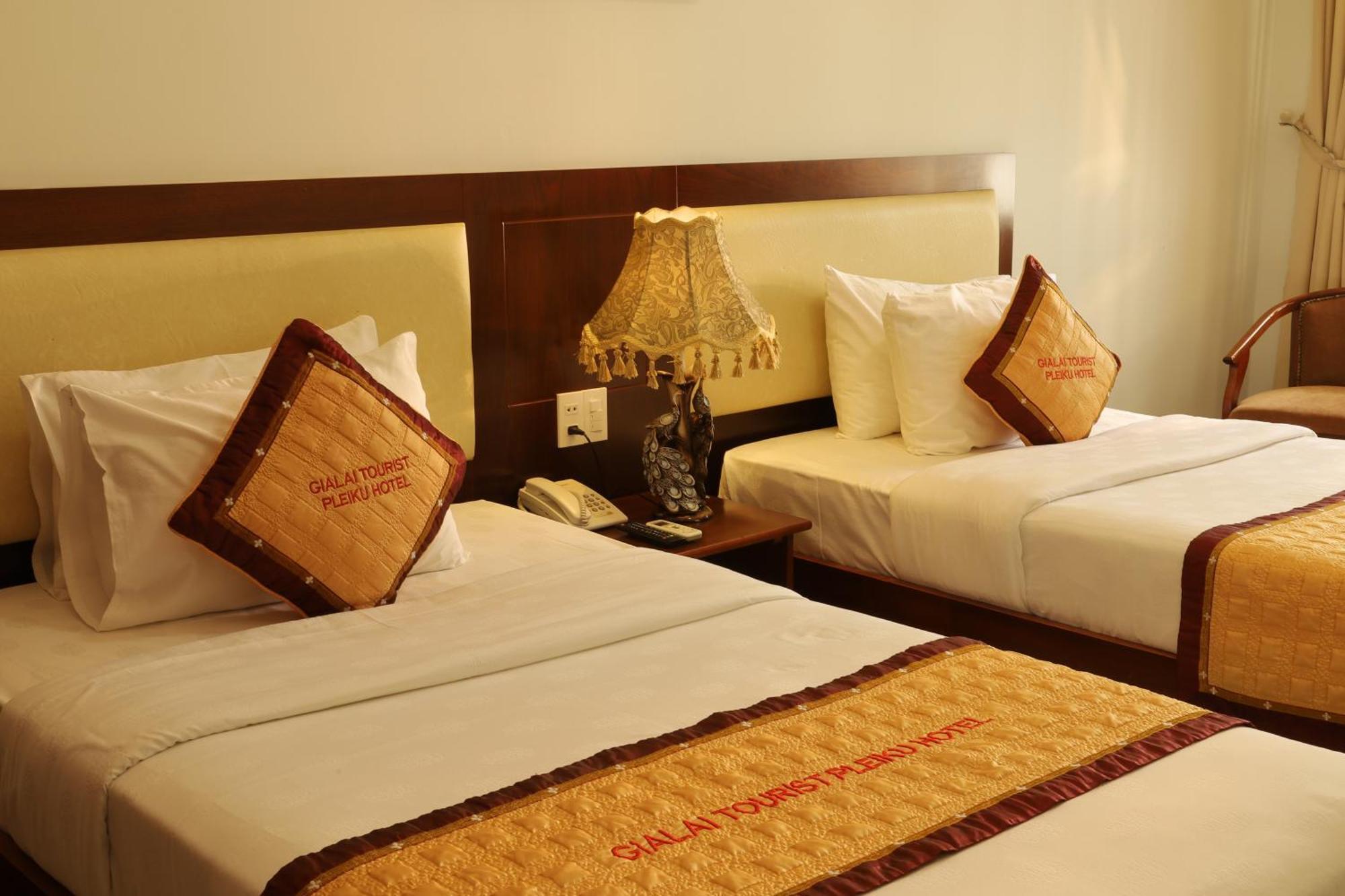 Pleiku Hotel By Gia Lai Tourist Extérieur photo