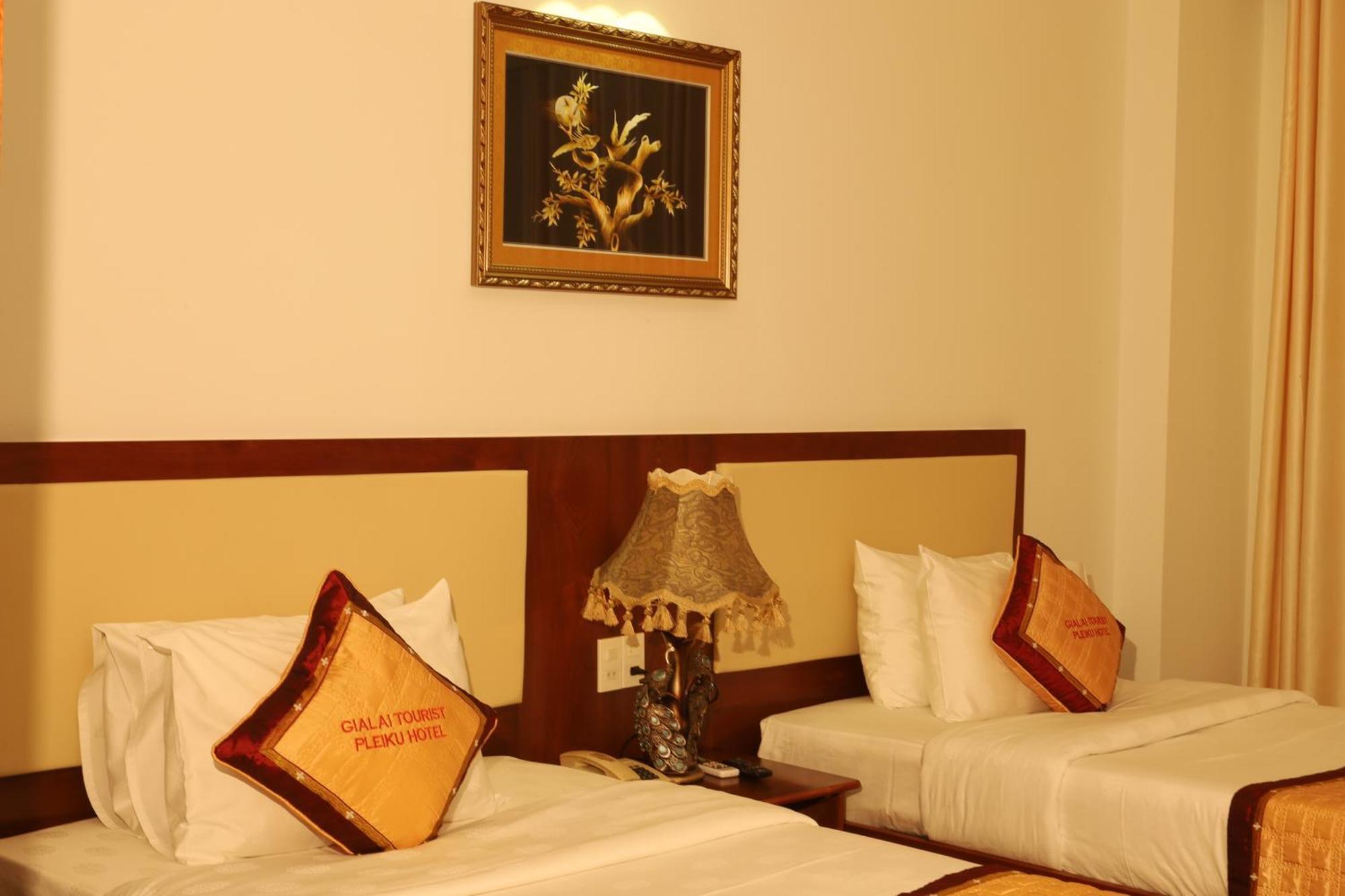 Pleiku Hotel By Gia Lai Tourist Extérieur photo