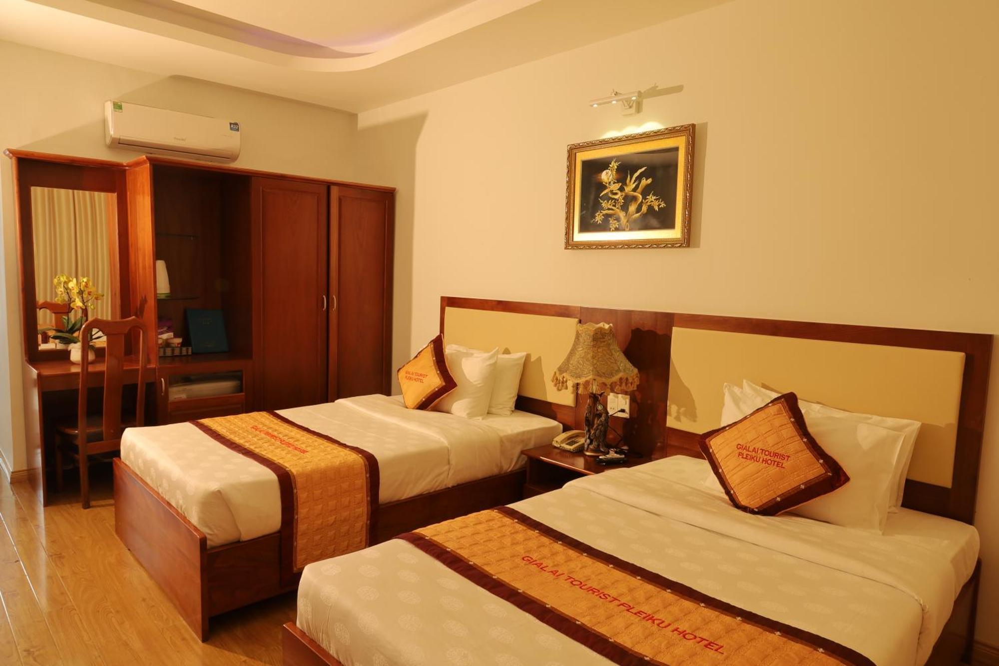 Pleiku Hotel By Gia Lai Tourist Extérieur photo